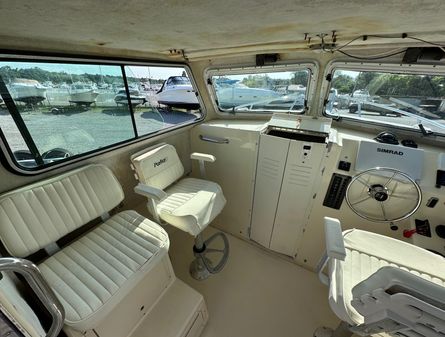 Parker 2520-DEEP-VEE-SPORT-CABIN image