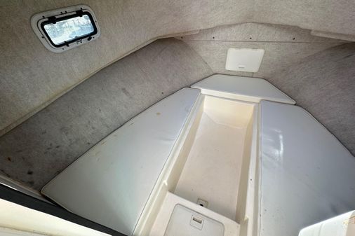 Parker 2520-DEEP-VEE-SPORT-CABIN image