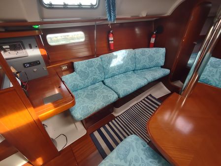 Beneteau OCEANIS-351 image