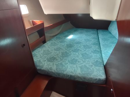 Beneteau OCEANIS-351 image