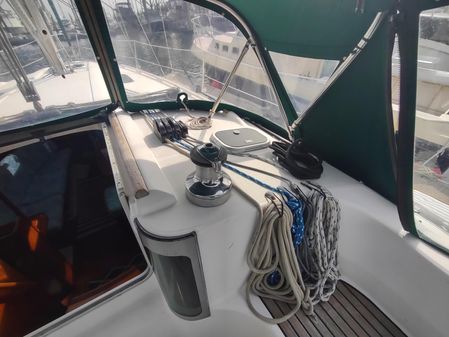 Beneteau OCEANIS-351 image