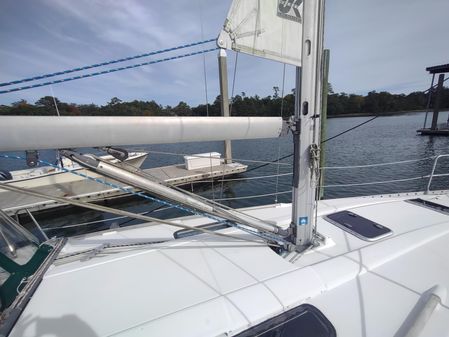 Beneteau OCEANIS-351 image