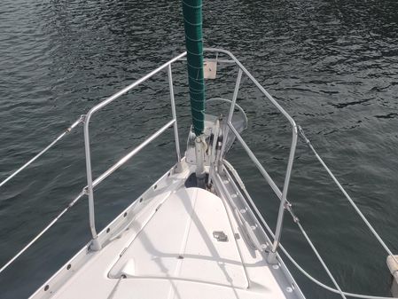 Beneteau OCEANIS-351 image