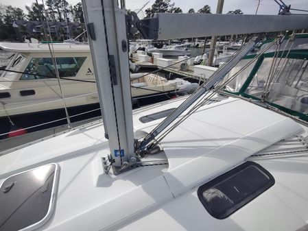 Beneteau OCEANIS-351 image