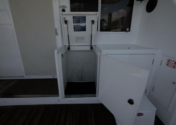 Ocean Alexander 548 Pilot House image