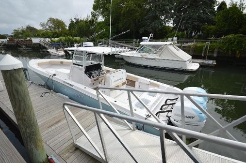 Fountain 38-CENTER-CONSOLE image