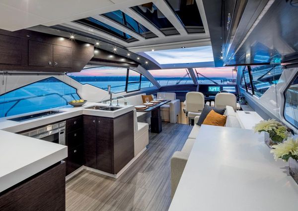 Cruisers Yachts 60 Cantius image