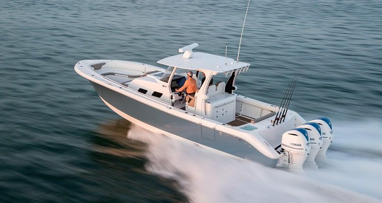 Edgewater 370 - main image