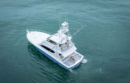 Hatteras 68 Enclosed Bridge image