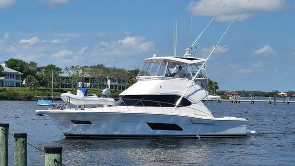 Riviera 43 Open Flybridge 