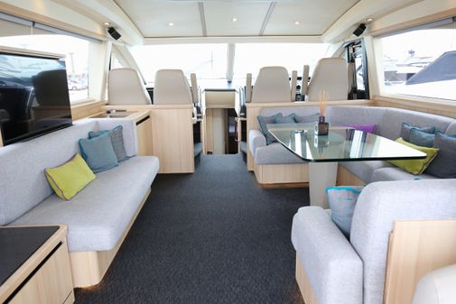 Princess Yachts V70 image