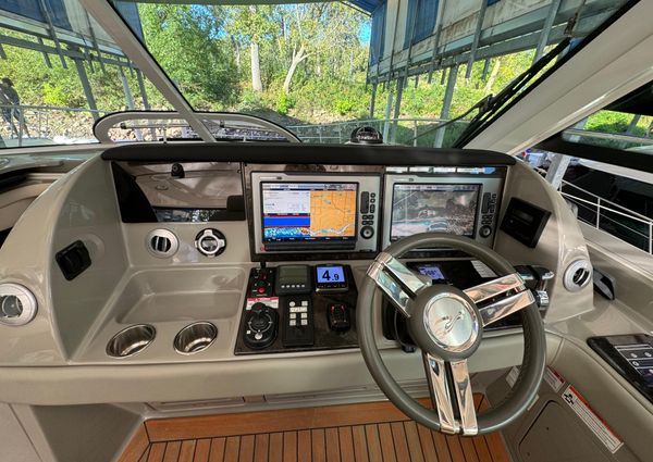 Sea Ray 580 Sundancer image