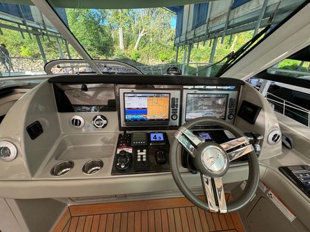 Sea Ray 580 Sundancer image