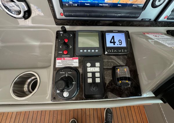 Sea Ray 580 Sundancer image