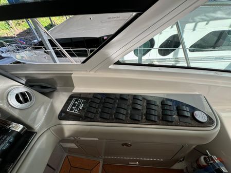 Sea Ray 580 Sundancer image