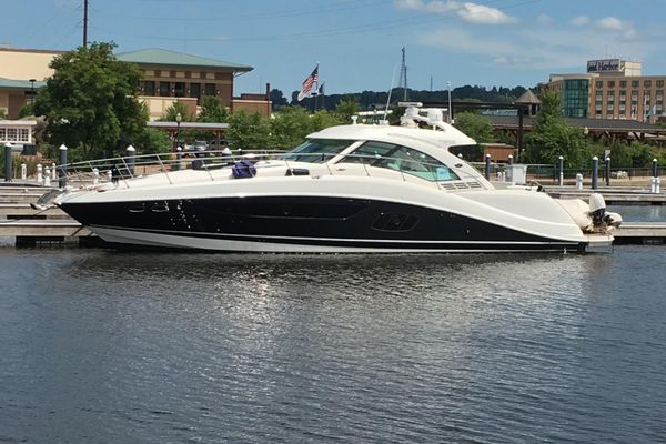 Sea Ray 580 Sundancer - main image