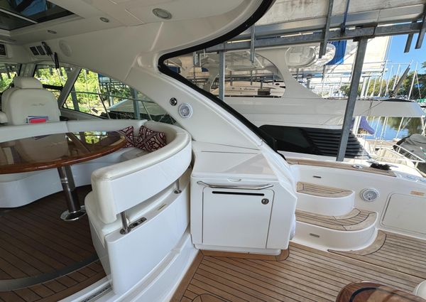 Sea Ray 580 Sundancer image