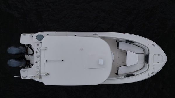 Robalo R 272 image