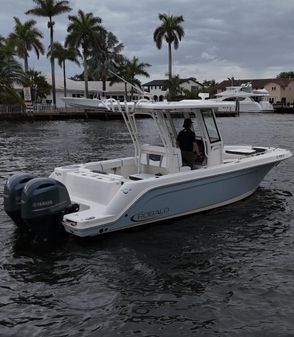 Robalo R 272 image