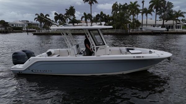 Robalo R 272 