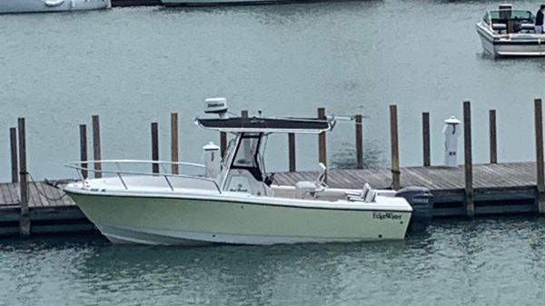 Edgewater 225CC