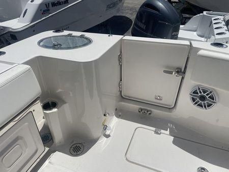 Robalo R 272 image