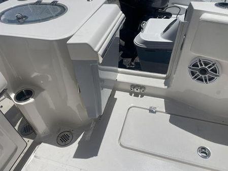 Robalo R 272 image