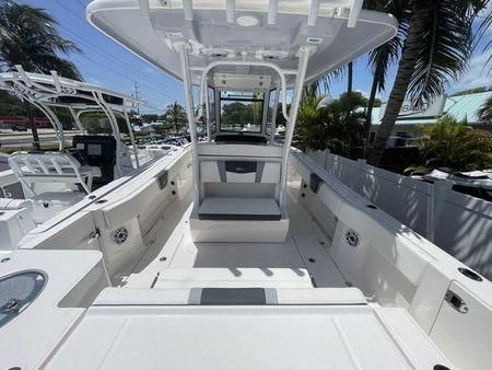 Robalo R 272 image