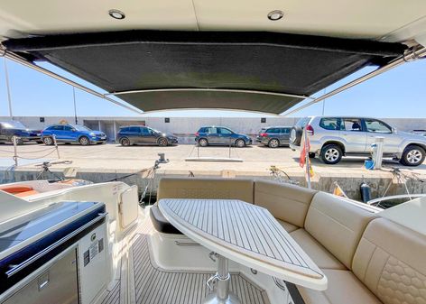 Sea Ray Sundancer 320 image