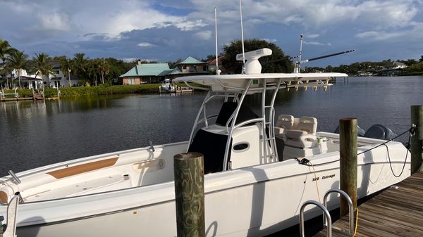 Boston Whaler 320 Outrage