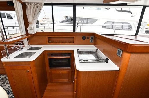 Beneteau 44-SWIFT-TRAWLER image