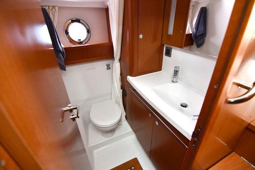 Beneteau 44-SWIFT-TRAWLER image