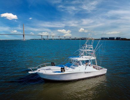 Luhrs 40 Open image