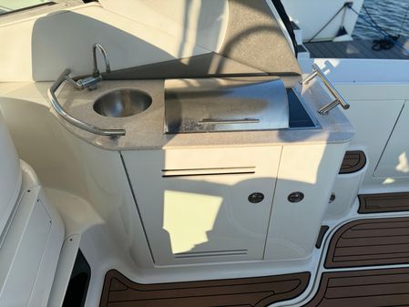 Sea Ray 350 Sundancer image