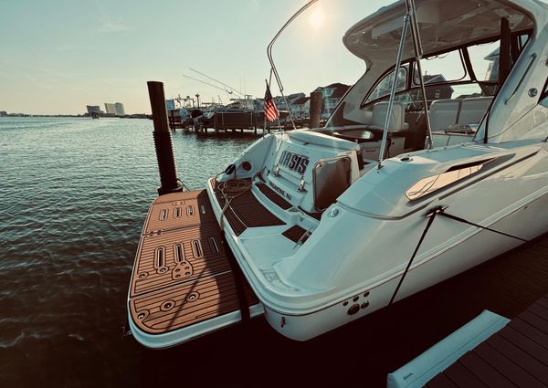 Sea Ray 350 Sundancer image