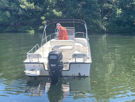 Boston-whaler 210-MONTAUK image