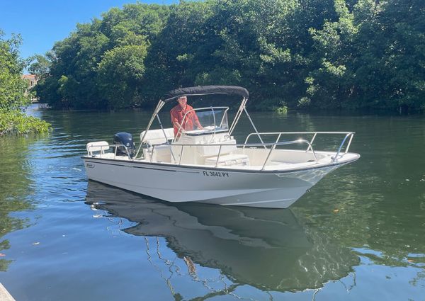 Boston-whaler 210-MONTAUK image