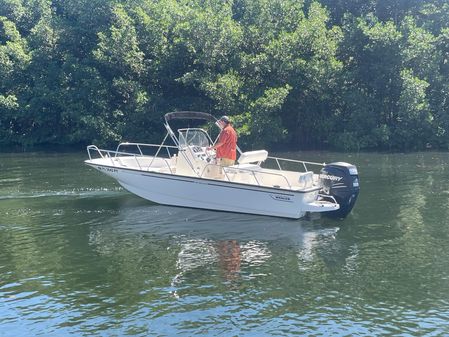 Boston-whaler 210-MONTAUK image