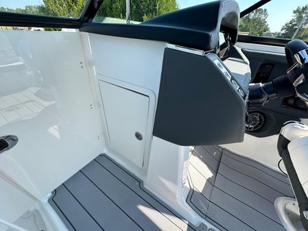 Chaparral 270-OSX image