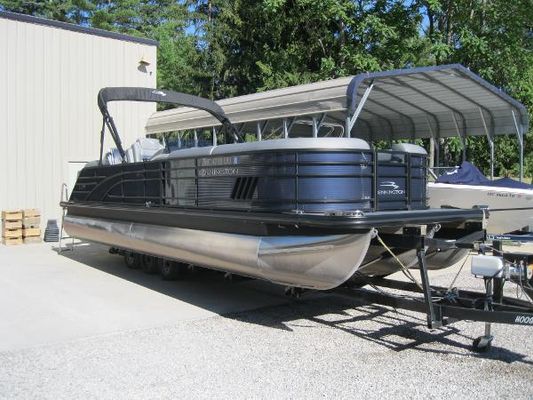 Bennington 26-LXFB - main image