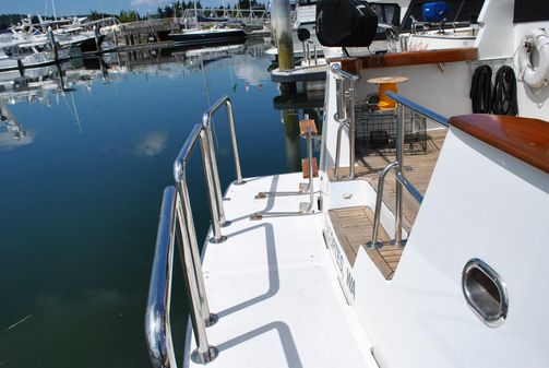 Ocean-alexander 54-COCKPIT-MOTORYACHT image