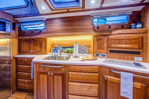 Sabre 48 Salon Express image