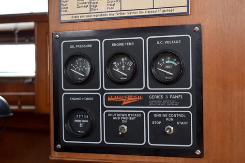 Marine Trader Labelle image