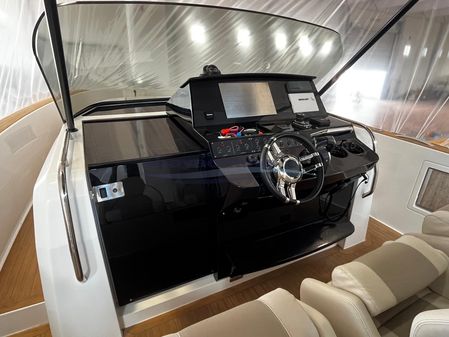 Pardo Yachts Pardo 38 image