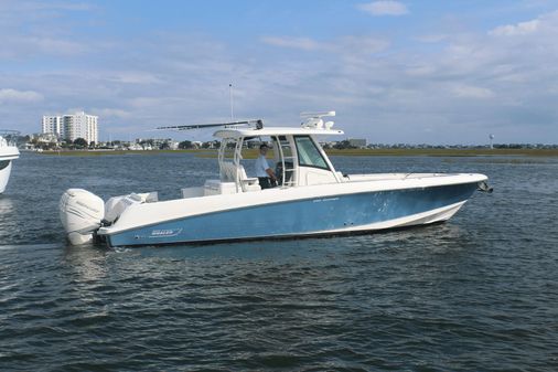 Boston Whaler 350 Outrage image