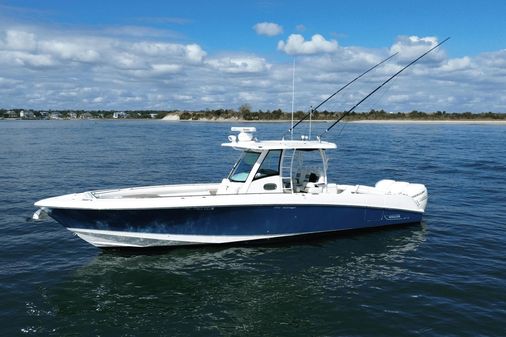 Boston Whaler 350 Outrage image