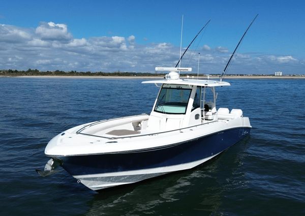 Boston Whaler 350 Outrage image