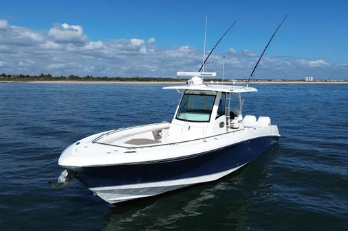 Boston Whaler 350 Outrage image