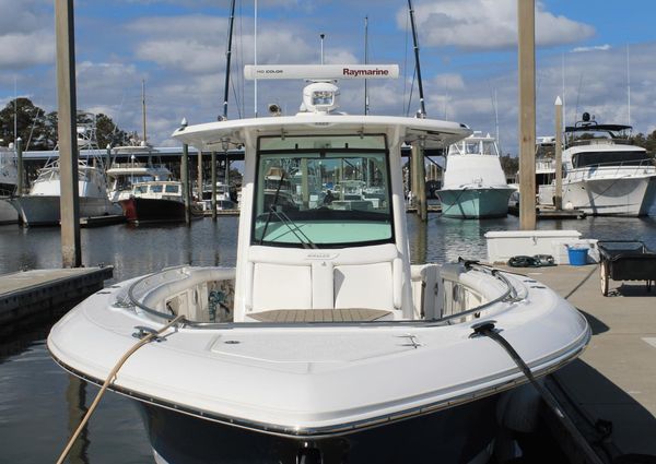 Boston Whaler 350 Outrage image