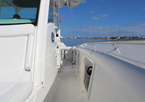 Boston Whaler 350 Outrage image